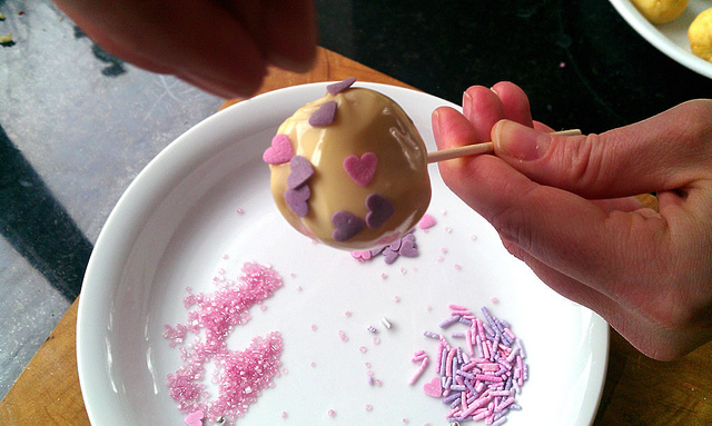 Ecco i cake pops per San Valentino, facili e veloci