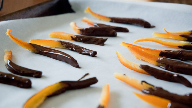 Mandarini canditi al cioccolato, la ricetta facile per il dolce da regalare
