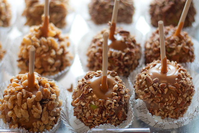 Le mele caramellate della Prova del cuoco, con la ricetta facile