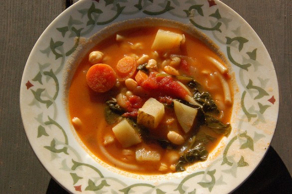 La ricetta del minestrone depurativo da fare in casa