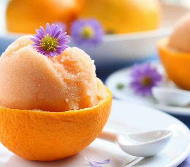 Le arance ripiene di gelato con la ricetta del goloso dessert invernale