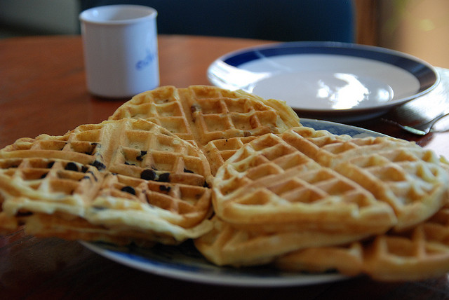 Come fare i waffle in casa con la ricetta e i consigli di Gustoblog