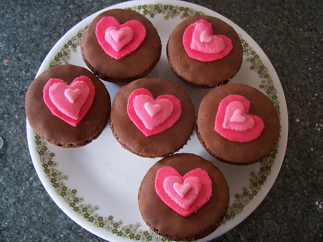 Ecco i muffin decorati per San Valentino al cioccolato