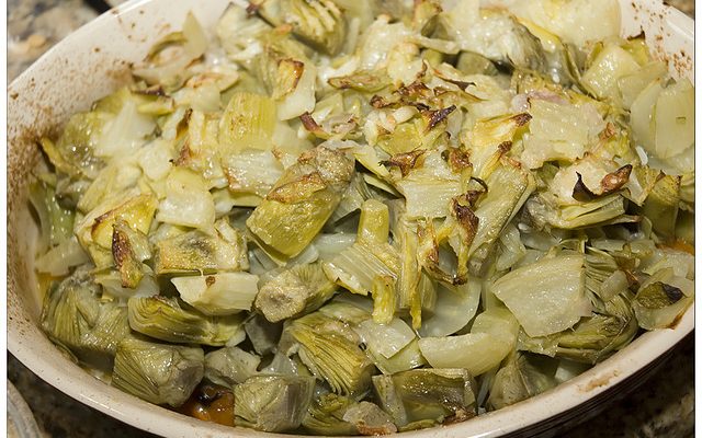 La ricetta dei carciofi al forno nella versione light