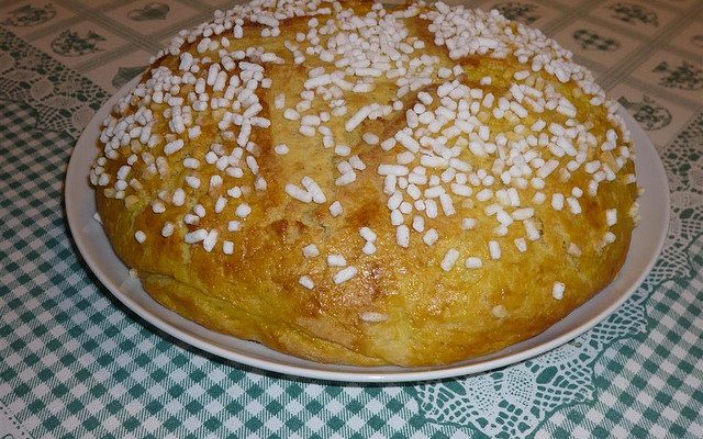 La ricetta della focaccia pasquale dolce spiegata passo dopo passo