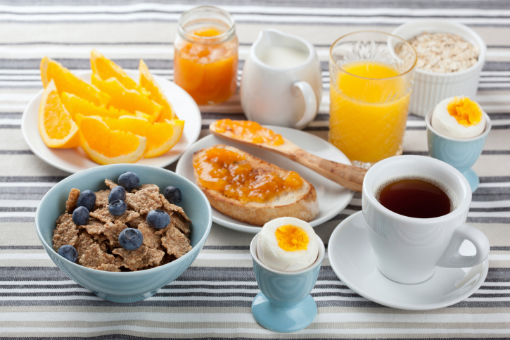 Come si fa la colazione nel mondo? Ecco le ricette tipiche in un video