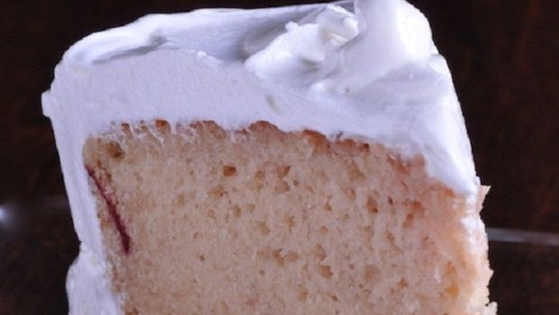 Come fare la torta alle fragole per la Festa della mamma