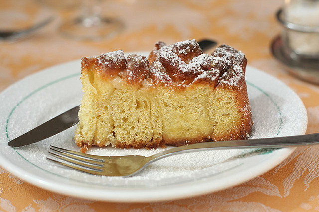 La torta di rose per la festa della mamma con la ricetta facile