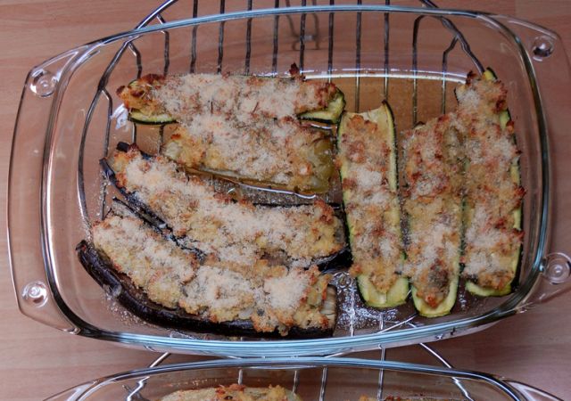 Zucchine ripiene al tonno con il Bimby, secondo piatto sfizioso