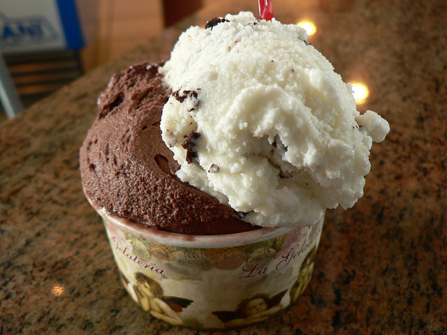 Il gelato alla stracciatella con il Bimby, ecco la ricetta veloce