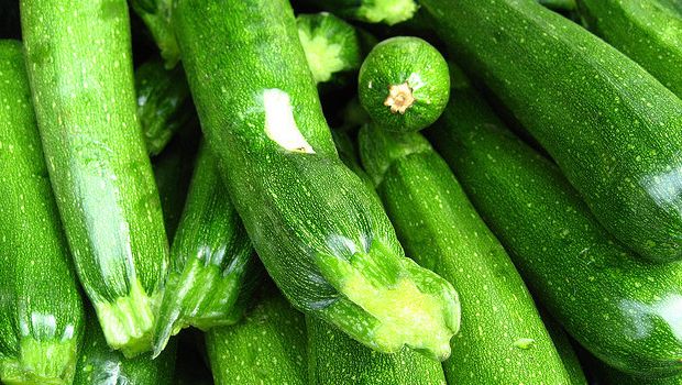 Ecco le zucchine alla scapece da fare al forno