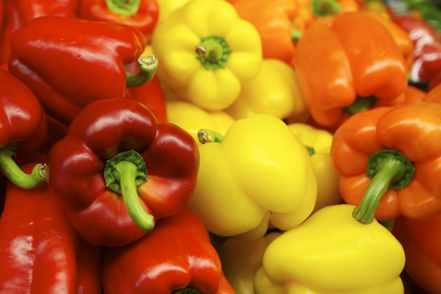 La pasta fredda ai peperoni con la ricetta vegan