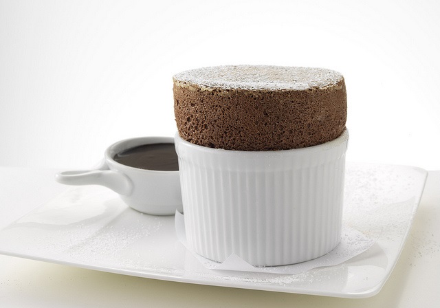 Soufflé di pere e cioccolato da provare con la ricetta facile