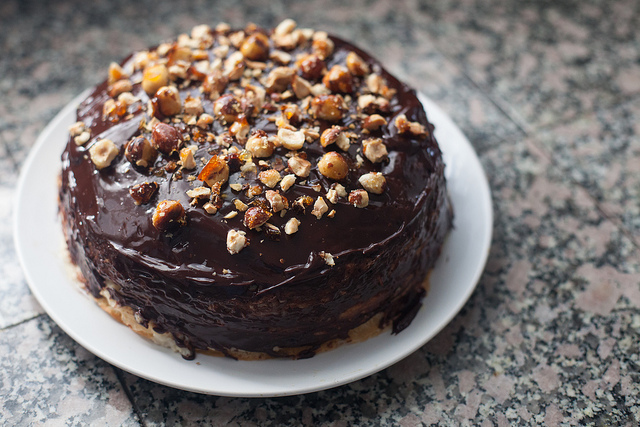 La torta nocciole e cioccolato da preparare con il Bimby