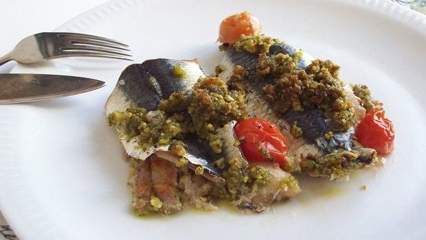 La ricetta delle sarde con pistacchi per un gustoso secondo piatto