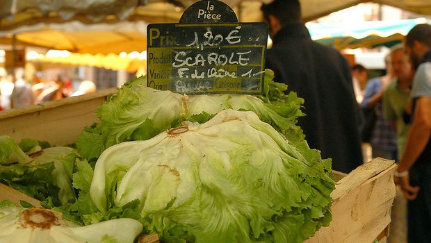 Come preparare la scarola al gratin per un contorno sfizioso