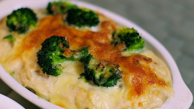 I broccoli al forno con besciamella con la ricetta per il Bimby