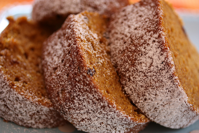 La torta dolce di zucca e amaretti con la ricetta facile da fare