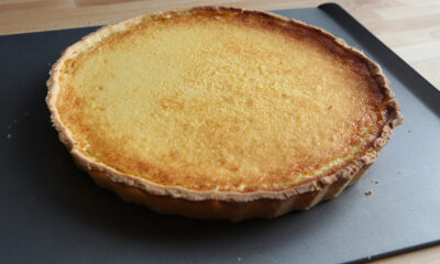 La crostata al limone e cocco per il dessert di fine pasto