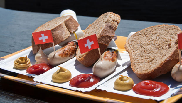 Cibi, cultura ed eccellenze enogastronomiche: specialità tipiche di cucina e cantina in Svizzera