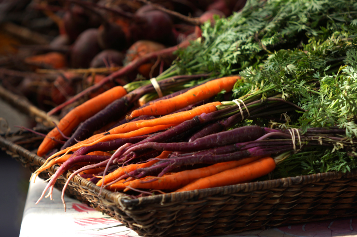 Le carote viola: come si cucinano e quali sono le proprietà