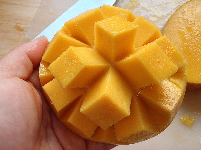 Come preparare il dolce al mango con la ricetta vegan