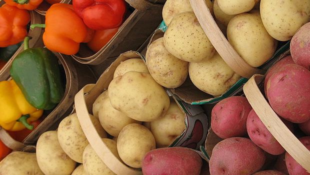 Peperoni e patate in agrodolce per un contorno saporito