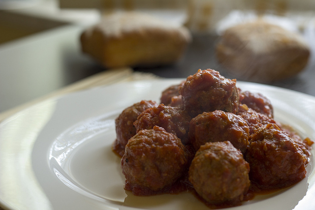 Le polpette di carne al sugo con la ricetta senza uova