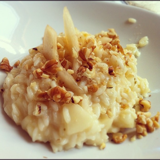 La ricetta del risotto con pere e taleggio