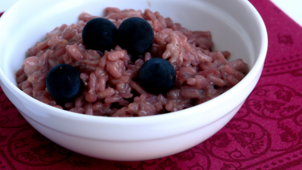 Risotto con uva e salsiccia: la ricetta per un primo piatto sfizioso