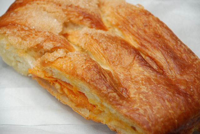 Ecco lo strudel alla zucca e mele per il dessert di fine pasto