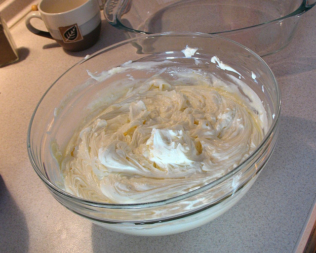 Ecco la crema al mascarpone senza uova per farcire