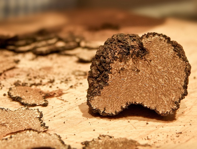 I crostini al tartufo in 5 ricette per le feste di Natale