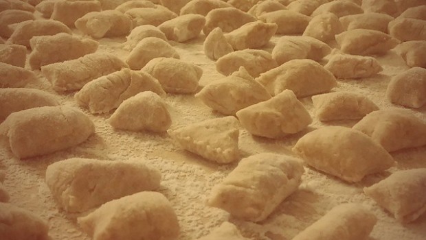 Gnocchi di patate con farina integrale: la ricetta light e gustosa