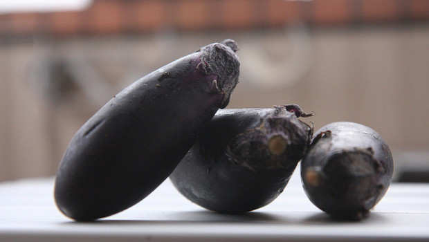 La ricetta delle melanzane trifolate facile e veloce