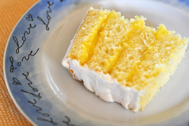La torta con crema al limone con la ricetta semplice
