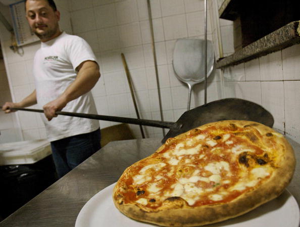 La pizza come patrimonio dell&#8217;Umanità? La petizione di Pecoraro Scanio