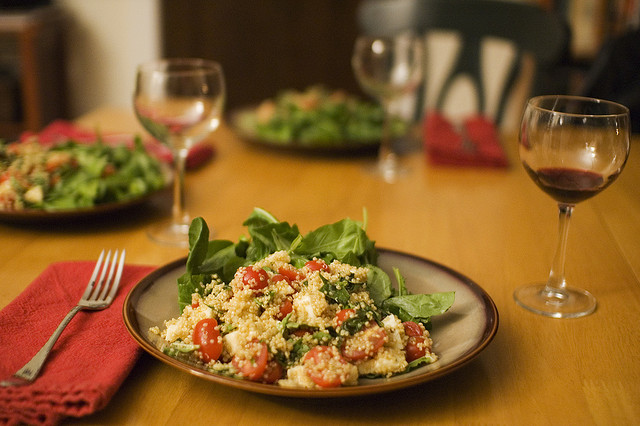 Samantha Cristoforetti e il cibo nello spazio: insalata di quinoa con sgombro