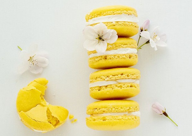 Come fare i macarons al limone con la ricetta facile