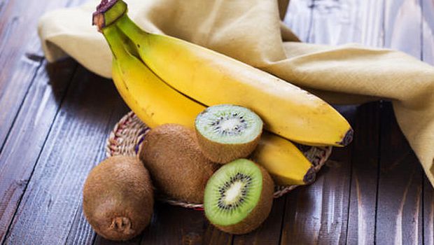 La crostata ai kiwi e banane con la ricetta facile