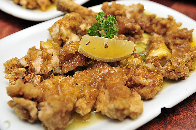 Il Pollo al limone con la ricetta light in padella