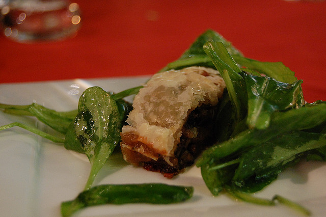 Lo strudel funghi e taleggio facile da preparare