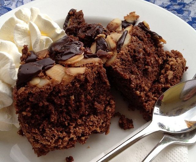 La ricetta con avanzi di torta al cioccolato