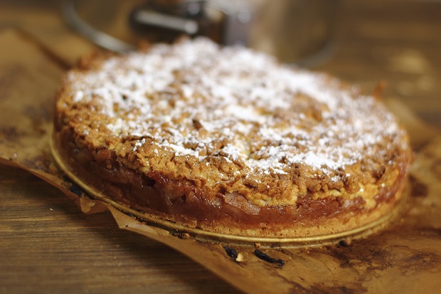 Come fare la torta di mele e nutella con la ricetta semplice