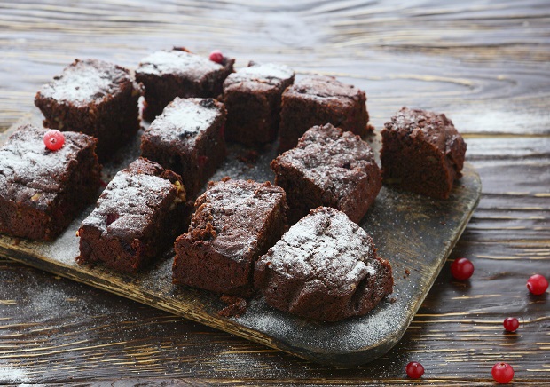 La torta con yogurt e cioccolato per la merenda sana e golosa