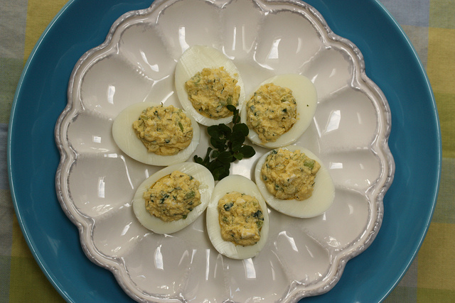 Ecco le uova sode ripiene con senape perfette per l&#8217;antipasto