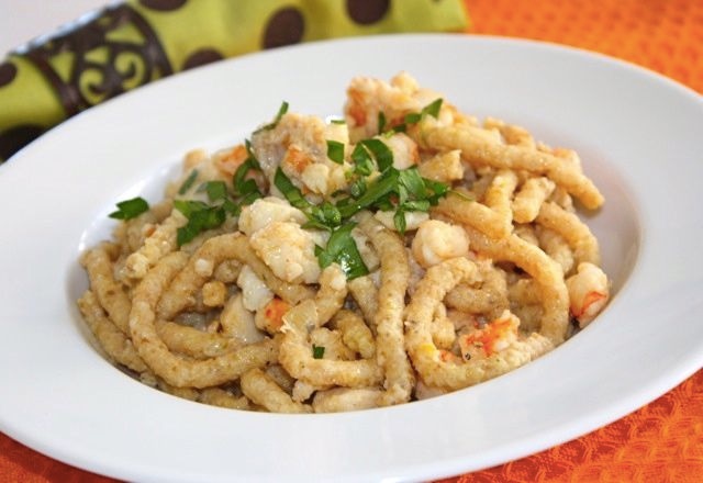 Come fare i passatelli al pesce con la ricetta facile