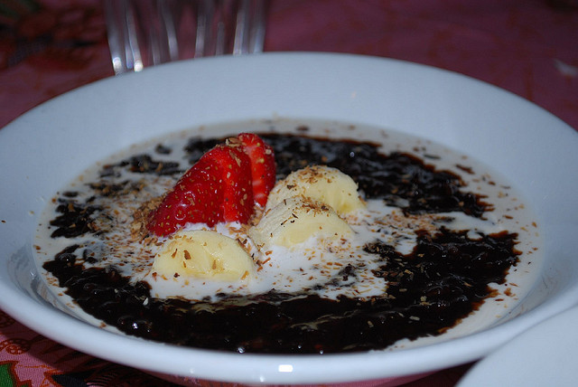 Il porridge al cioccolato con la ricetta facile