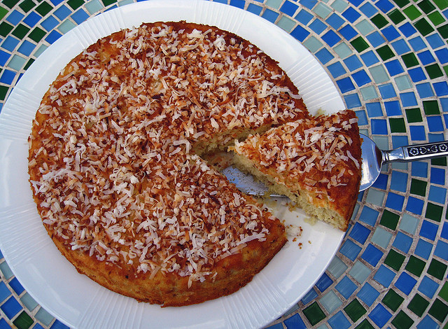 La torta ananas e cocco con la ricetta senza burro