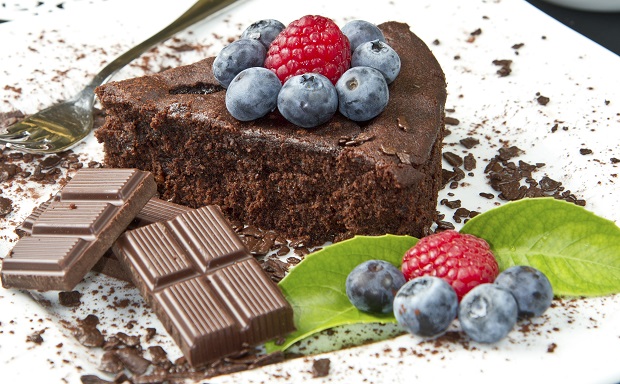 La ricetta della torta con kiwi e cioccolato